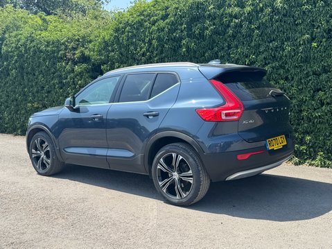 Volvo XC40 (Sold) B5 MHEV Inscription Pro SUV 5dr Petrol Hybrid Auto AWD Euro 6 (s/s) 7