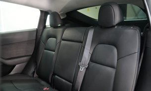 Tesla Model Y LONG RANGE AWD Enhanced Autopilot Auto Park & Summon Deep Blue Metallic 18