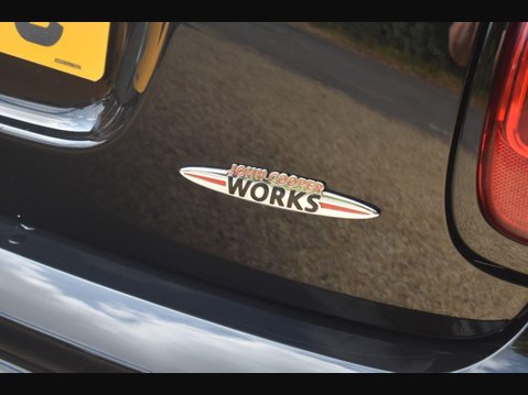 Mini Hatch 2.0 John Cooper Works Hatchback 3dr Petrol Steptronic Euro 6 (s/s) (231 ps) 7