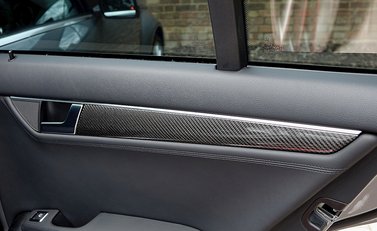 Mercedes-Benz C Class AMG 13