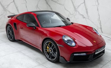 Porsche 911 Turbo S (992) Lightweight 11
