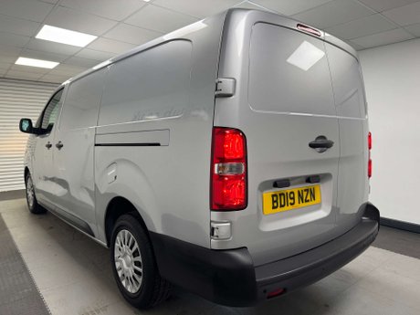 Toyota Proace 2.0 Proace Icon 23