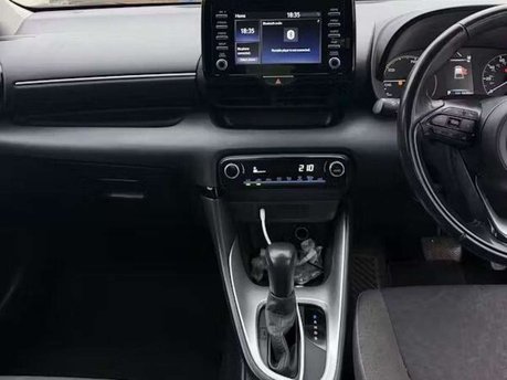 Toyota Yaris 1.5 VVT-h Icon Hatchback 5dr Petrol Hybrid E-CVT Euro 6 (s/s) (116 ps) 5