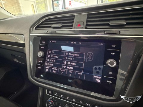 Volkswagen Tiguan 2.0 TSI SEL DSG 4Motion Euro 6 (s/s) 5dr 36