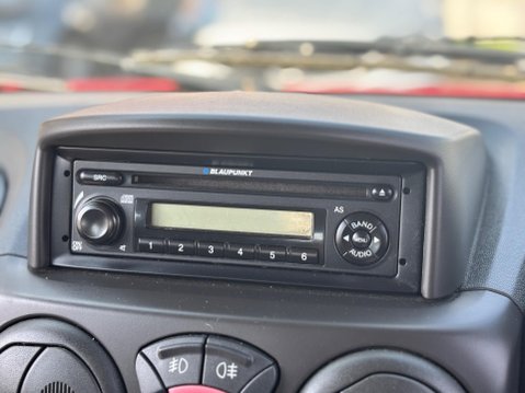 Fiat Doblo 1.4 Dynamic 5dr 17