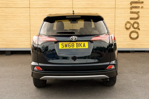 Toyota Rav 4 VVT-I DESIGN 6