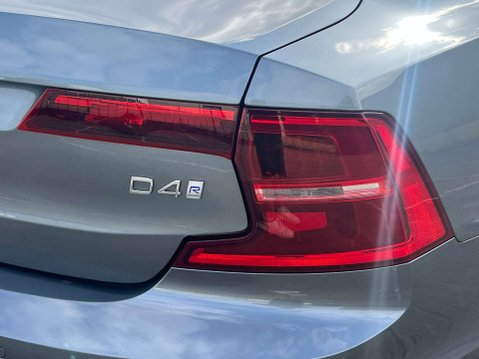 Volvo S90 2.0 S90 R-Design D4 Automatic 4dr - NATIONAL DELIVERY* 47