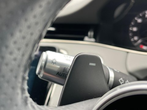 Land Rover Range Rover Evoque 2.0 D180 MHEV First Edition SUV 5dr Diesel Auto 4WD Euro 6 (s/s) (180 ps) 39