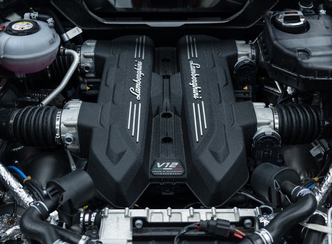 Lamborghini Revuelto 55