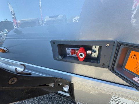 Hymer Master Line 780 18