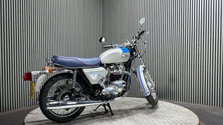 Triumph Bonneville JUBILEE 1977 ONLY 8K STUNNING CLASSIC BIKE NEW MOT 3