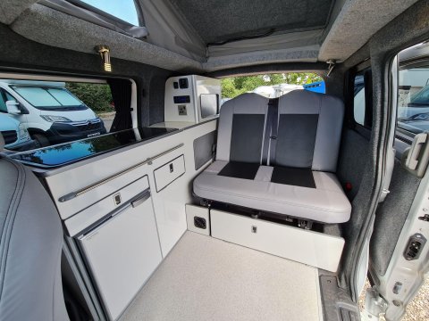 Nissan NV200 Hertford Campers 32