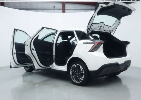 MG MG4 64kWh SE Long Range Hatchback 5dr Electric Auto (203 ps) 52