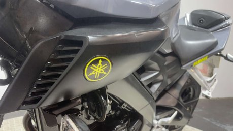 Yamaha MT-125 MT 125 2016 16K GPR EXHAUST NEW MOT SERVICED 125CC NAKED 38
