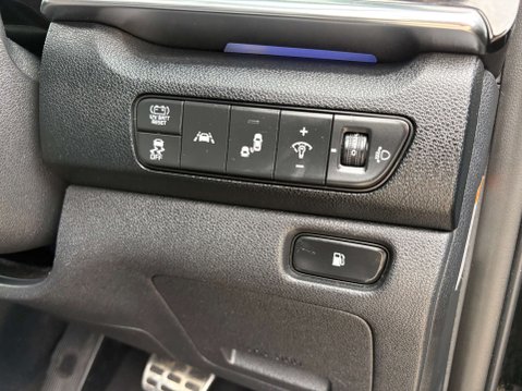 Kia Niro 1.6 Niro 4 HEV Semi-Auto 5dr 18
