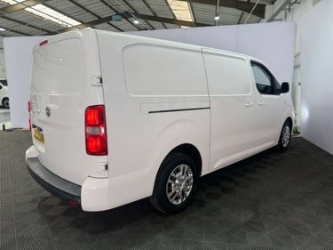 Vauxhall Vivaro 1.5 Vivaro 2900 Sportive S/S 4