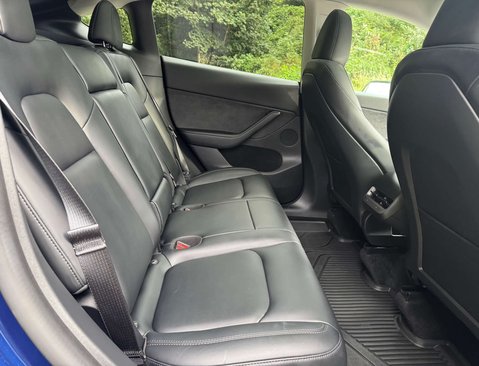 Tesla Model Y ModeL Y Long Range AWD 4WD 5dr 41