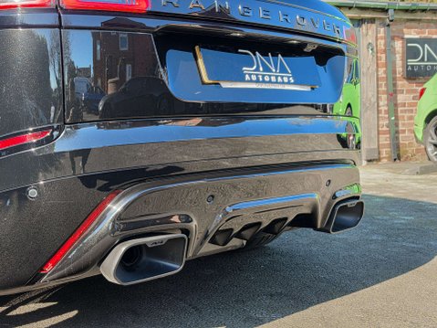 Land Rover Range Rover Velar 3.0 Range Rover Velar R-Dynamic SE D MHEV Auto 4WD 5dr 16