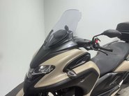 Yamaha Tricity 300 2024 ONLY 443 MILES!! 3 WHEELER TRIKE RIDE ON A CAR LICENCE 300CC 17