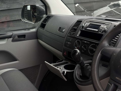 Volkswagen Transporter 2.0 Transporter T28 Startline TDI 25