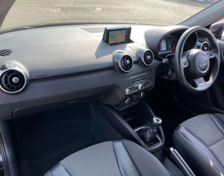 Audi A1 1.4 A1 Sportback TFSI Sport Nav 5dr 27