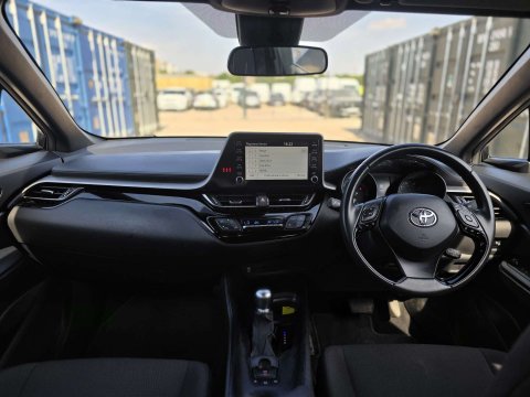 2022 Toyota C-HR thumbnail 7
