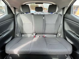 Toyota Yaris 1.5 Yaris Icon HEV CVT 5dr 60