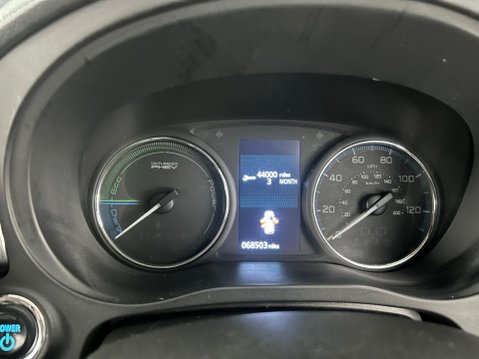 Mitsubishi Outlander 2.0h 12kWh Juro CVT 4WD Euro 6 (s/s) 5dr 14