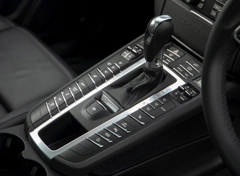 Porsche Macan Turbo 22