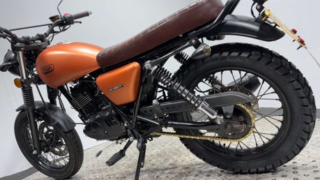 Mash Seventy 125CC 2022 19