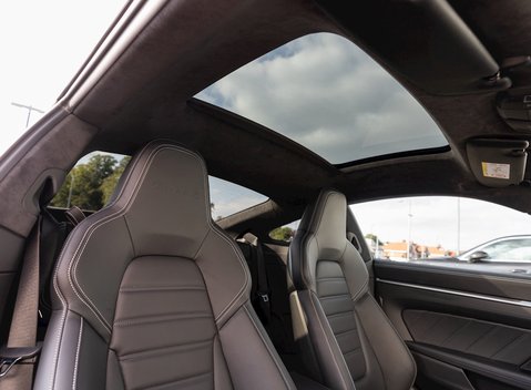 Porsche 911 (992) Turbo S 14