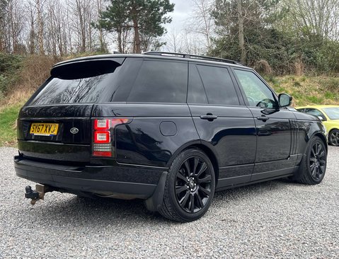 Land Rover Range Rover 3.0 Range Rover Vogue TDV6 Auto 4WD 5dr 5