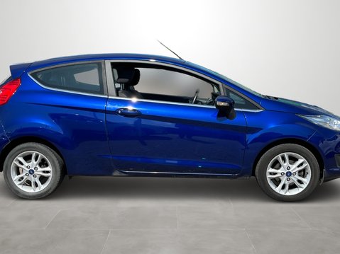 Ford Fiesta 1.0 EcoBoost Zetec 3dr 10