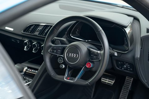 Audi R8 5.2 FSI V10 Performance Carbon Black Coupe 2dr Petrol S Tronic quattro Euro 40