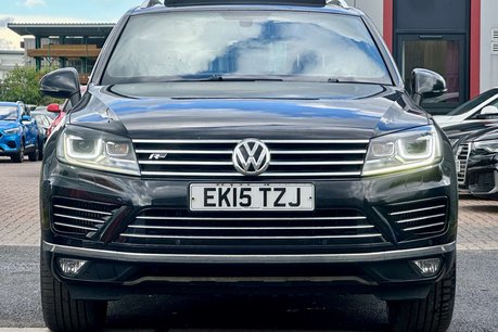 Volkswagen Touareg 3.0 TDI V6 BlueMotion Tech R-Line SUV 5dr Diesel Tiptronic 4WD Euro 6 (s/s) 2