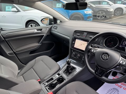 Volkswagen Golf SE NAVIGATION TSI BLUEMOTION TECHNOLOGY 26