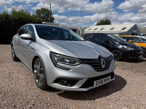 Renault Megane 1.6 dCi Signature Nav Hatchback 5dr Diesel Manual Euro 6 (s/s) (130 ps) 2