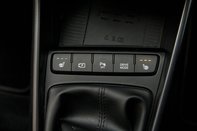 Hyundai BAYON T-GDI PREMIUM MHEV 38
