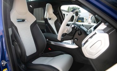 Land Rover Range Rover Sport 5.0 SVR 12