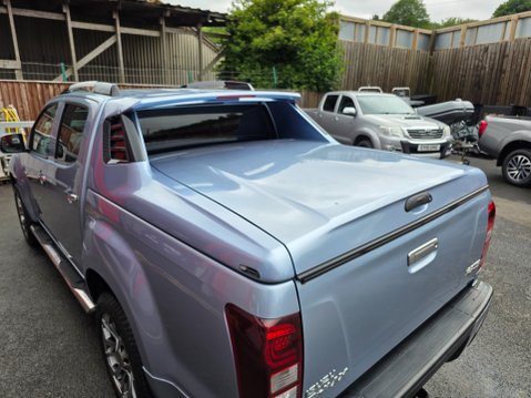 Isuzu D-Max TD CENTURION DCB AUTO 10