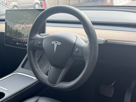 Tesla Model Y (Dual Motor) Long Range SUV 5dr Electric Auto 4WDE (384 bhp) 12