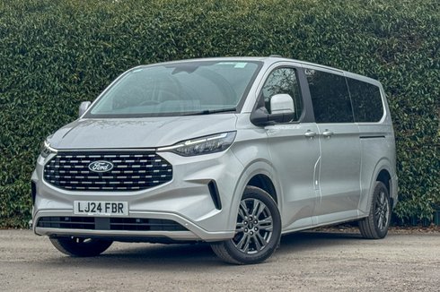 Ford Tourneo Custom Titanium Luxe | 9 Seat | Auto | L2 LWB | 320 | Euro 6 | £31,993 + vat