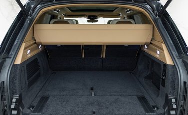 Land Rover Range Rover P530 SV 34