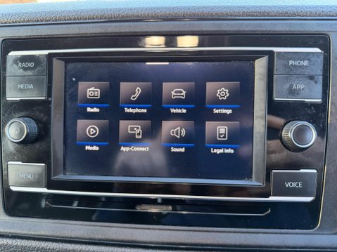 Volkswagen Crafter 2.0 TDI CR35 Trendline FWD LWB High Roof Euro 6 (s/s) 5dr 11