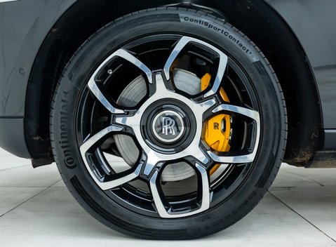 Rolls-Royce Cullinan BLACK BADGE 32