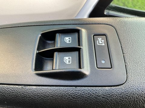 Peugeot Boxer 2.2 BlueHDi 335 Professional L3 H2 Euro 6 (s/s) 5dr 35