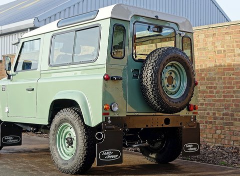 Land Rover 90 Heritage 16
