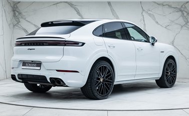 Porsche Cayenne V6 E-HYBRID Coupe 5
