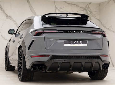 Lamborghini Urus 3