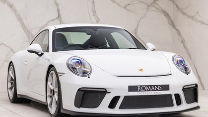 New Porsche 911 wins yet another award 